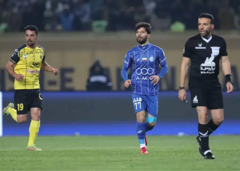 نتیجه سپاهان و استقلال تغییر نکرد و رأی انضباطی صادر شد