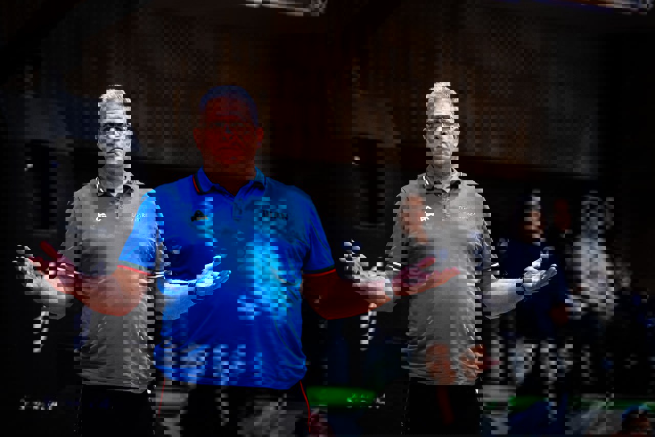 ثبات در نیمکت بسکتبال ایران؛ مانولوپولوس تا ۲۰۲۸ ماند