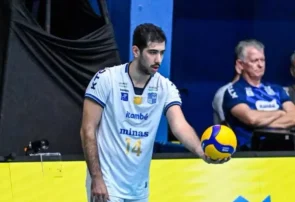 درخشش جواد کریمی در برد نفس گیر میناس مقابل والی رناتا در سوپرلیگ برزیل