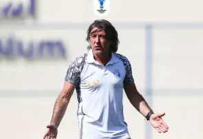 کاروان استقلال با پرواز عادی راهی اردن شد نگرانی‌ها از خستگی و مشکلات لجستیکی