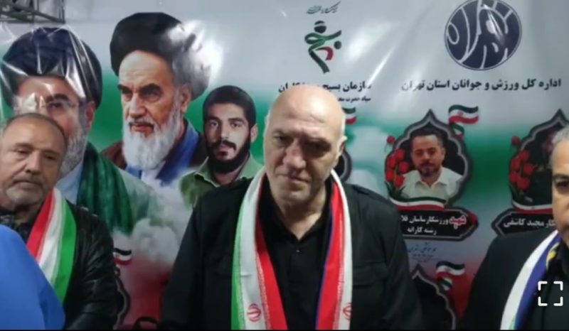 🎥مدیرکل ورزش و جوانان استان تهران با قدردانی از حضور جامعه ورزش در تجمعات مردمی، از شهادت ۲۰ ورزشکار این استان خبر داد و اعلام کرد به مناسبت روز شهدای ورزشکار برنامه‌هایی از جمله دیدار با خانواده شهدا و مراسمی در بهشت زهرا برگزار می‌شود.  وی همچنین با اشاره به آسیب دیدن اماکن ورزشی در ۱۷ استان، تهران را بیشترین متضرر دانست و از آغاز روند بازسازی مجموعه‌ها خبر داد. ستوده‌نژاد در پایان گفت در صورت لزوم، تهران آمادگی میزبانی متمرکز رقابت‌های لیگ برتر فوتبال را دارد.