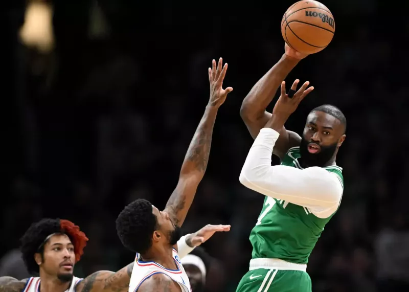 وی‌جی اجکامب با نمایش فوق‌العاده فیلادلفیا را به تساوی ۱-۱ پلی‌آف NBA رساند
