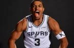 کلدن جانسن، بهترین بازیکن ذخیره NBA شد؛ تندیسی برای پیروزی بر سرطان پدربزرگ