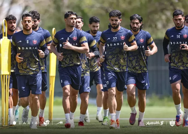 غیبت گسترده در تمرین پرسپولیس و بحران کمبود بازیکن در شروع اردوها