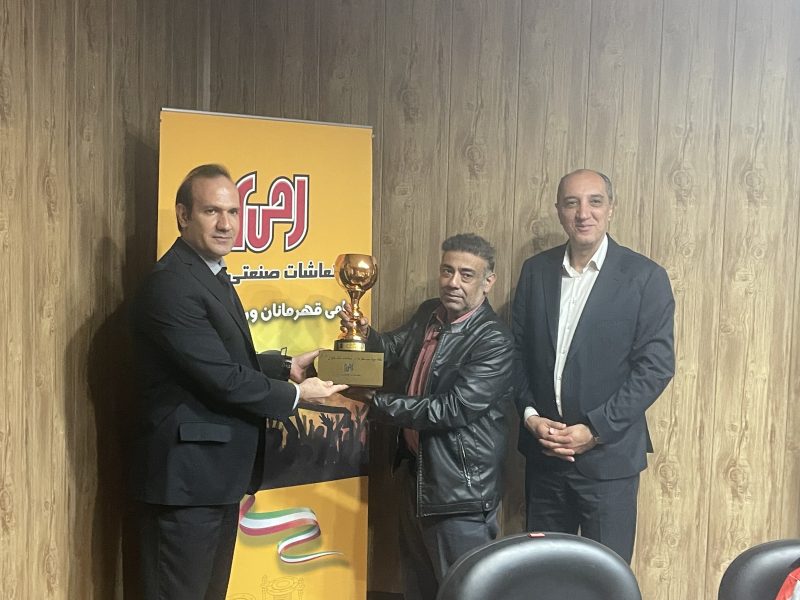 تقدیر باشگاه ارتعاشات صنعتی از قهرمانان لیگ شطرنج از نگاه دوربین