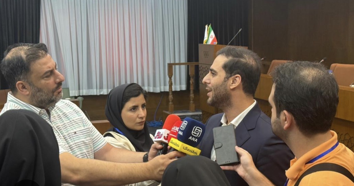 صدقی: ایران برای نخستین بار در هر ۵ رویداد رسمی جهانی IIHF حاضر میشود
