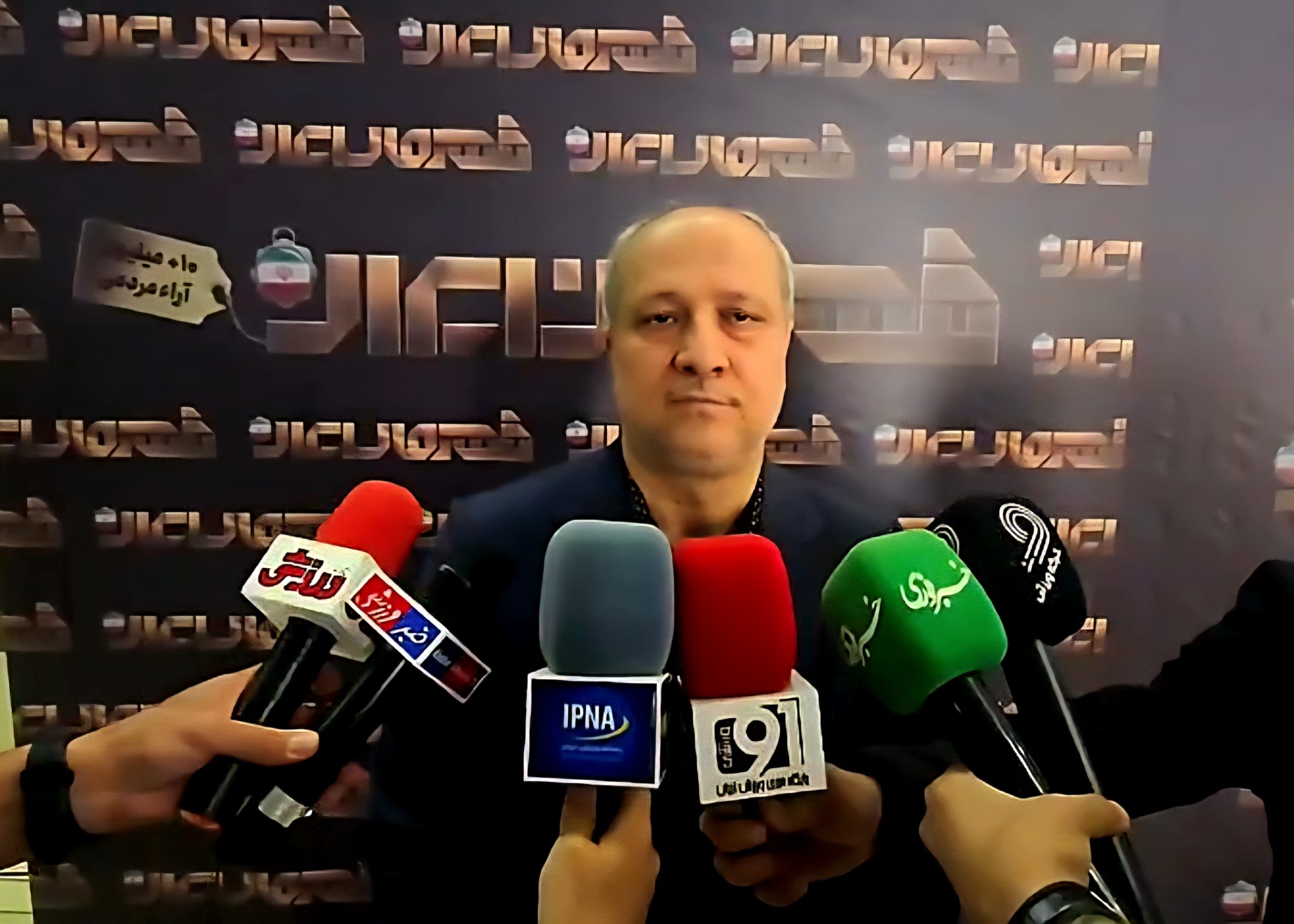 صحبت های مناف هاشمی در حاشیه مراسم قهرمان ایران