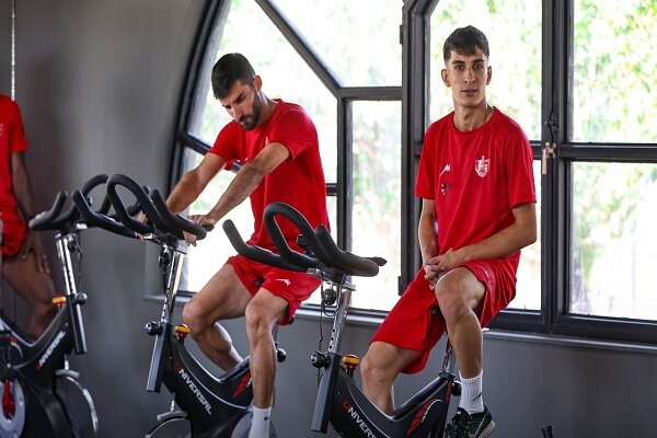 میلاد محمدی خواستار افزایش قرارداد پرسپولیس شد