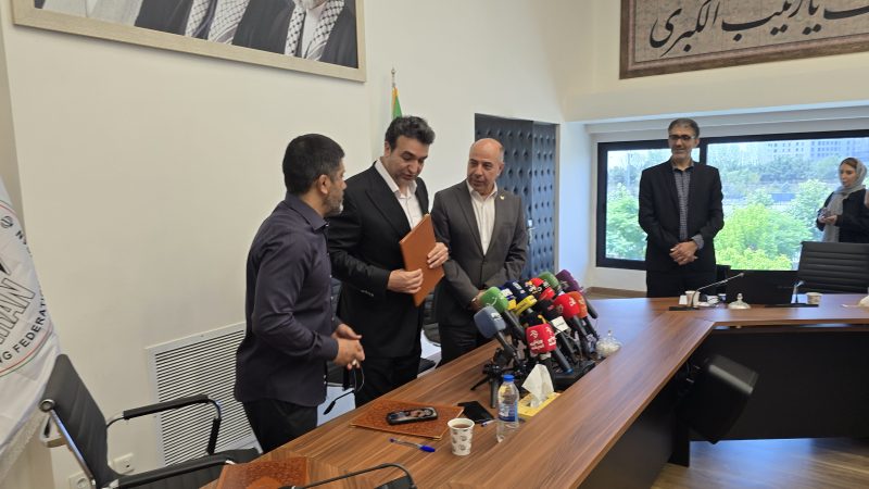 تفاهم‌نامه فدراسیون کشتی و دانشگاه آزاد
