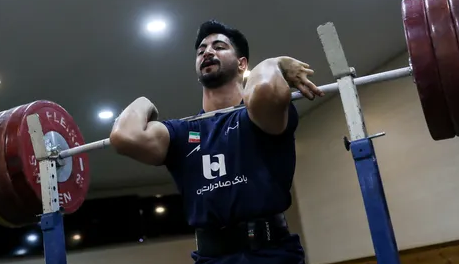 علی عالی‌پور وزنه‌برداری ایران