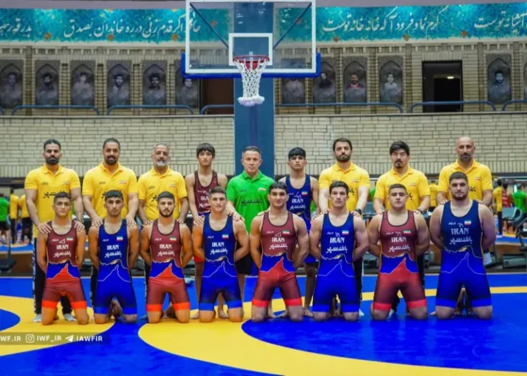 کشتی فرنگی نوجوانان