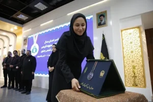 اهدای مدال محبوبه کریمی
