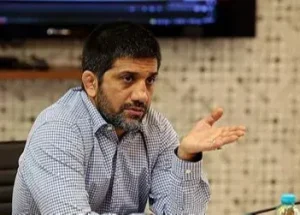 علیرضا دبیر