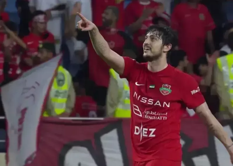 سردار آزمون راهی اتریش شد؛ شروع فصل جدید با شباب الاهلی پس از ۱ تمدید قرارداد