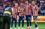 جشن قهرمانان جهان در متروپولیتانو پیش از بازی اتلتیکو