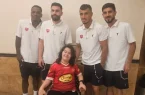 اقدام فرهنگی سرخ‌ها در اصفهان با حضور یک هوادار ویژه