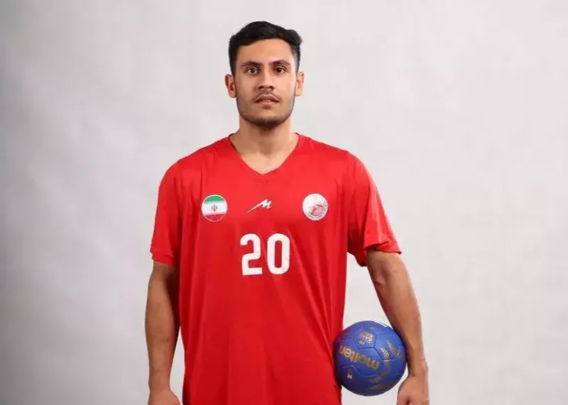 طاها شکوهیپور مصدوم شد؛ شوک بزرگ به تیم ملی هندبال ایران ۳ روز مانده به ناگویا
